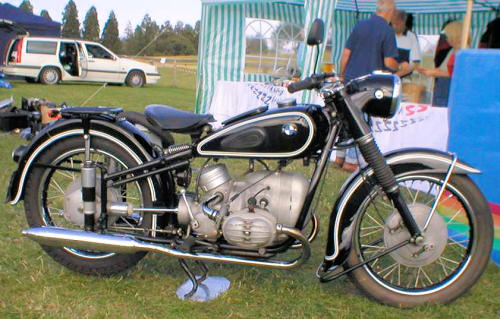 BMW R67/2